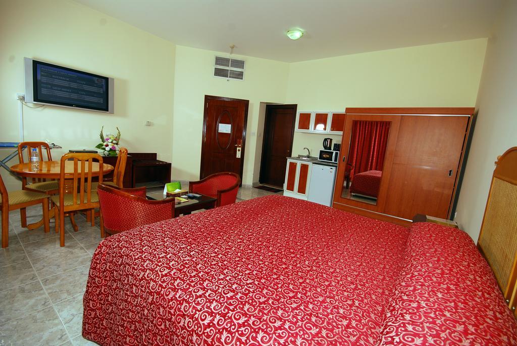 Hotel Ramee Guestline Apartments-1 3*